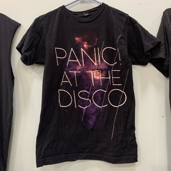 Hot Topic Tops - Panic at the disco graphic band tee